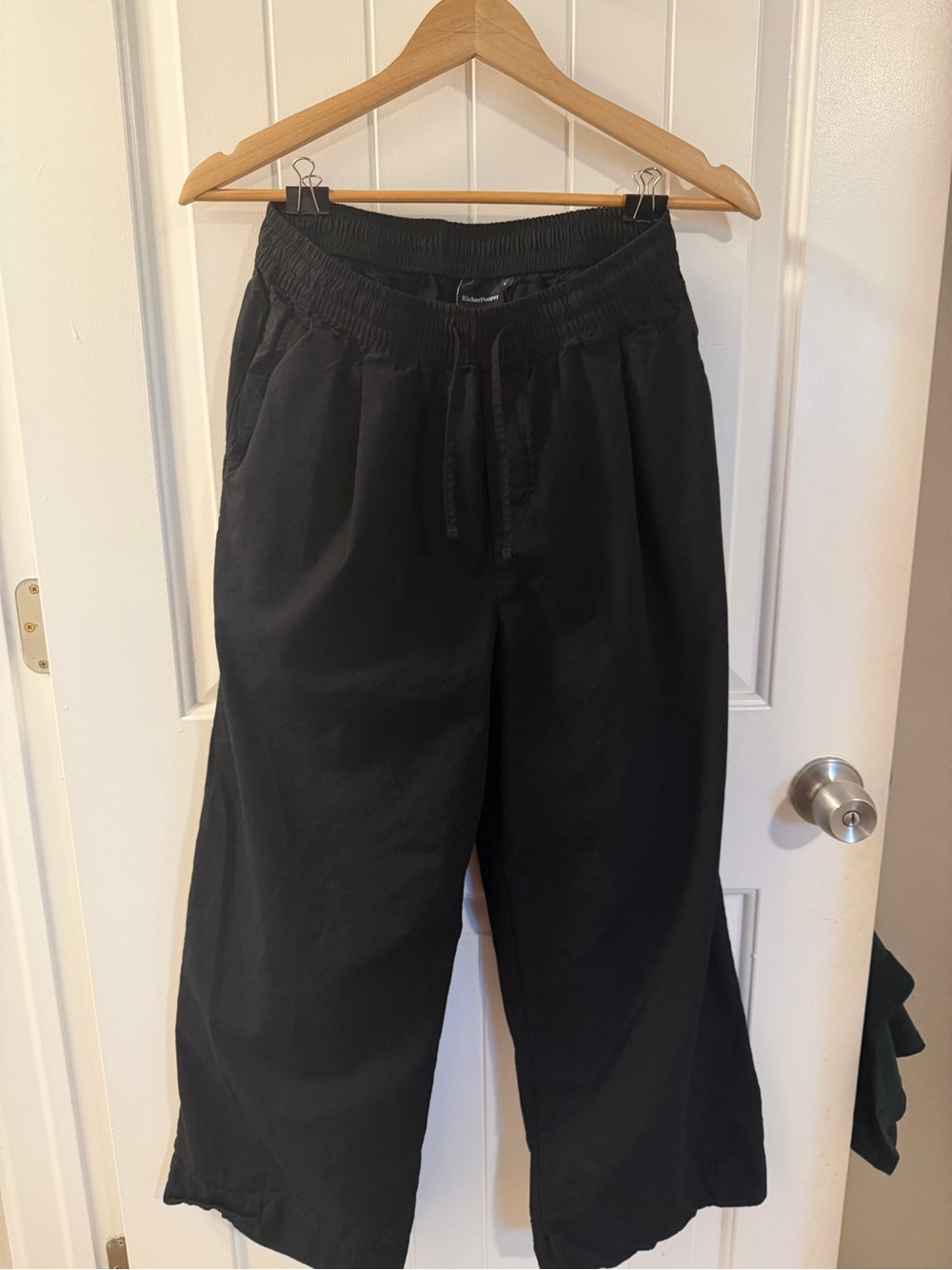 Black pull on drawstring pants - Picture 3 of 6